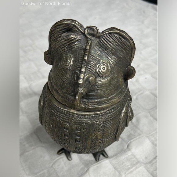 Sarreid India Dhokra Metal Art